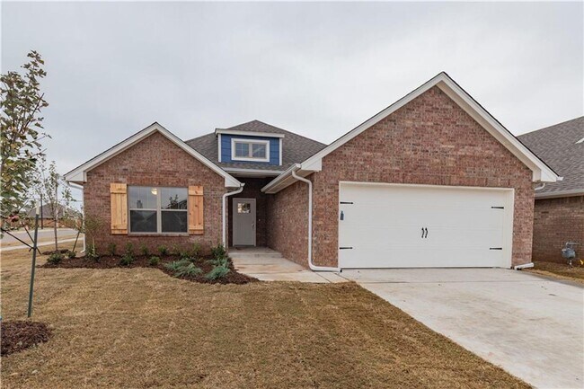 Building Photo - Beautiful 4 Bedroom 2 Bathroom Home in Pie...