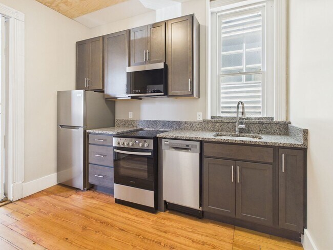 Foto del edificio - 7 E Franklin St