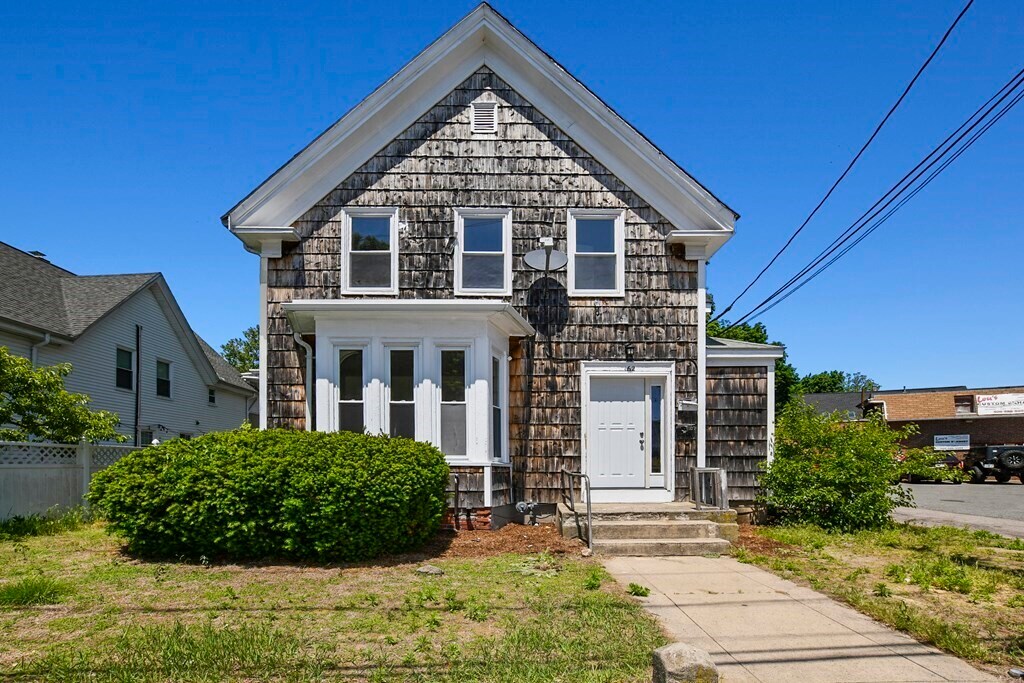 162 Lawrence St Unit 2, Brockton, MA 02302 Room for Rent in Brockton, MA