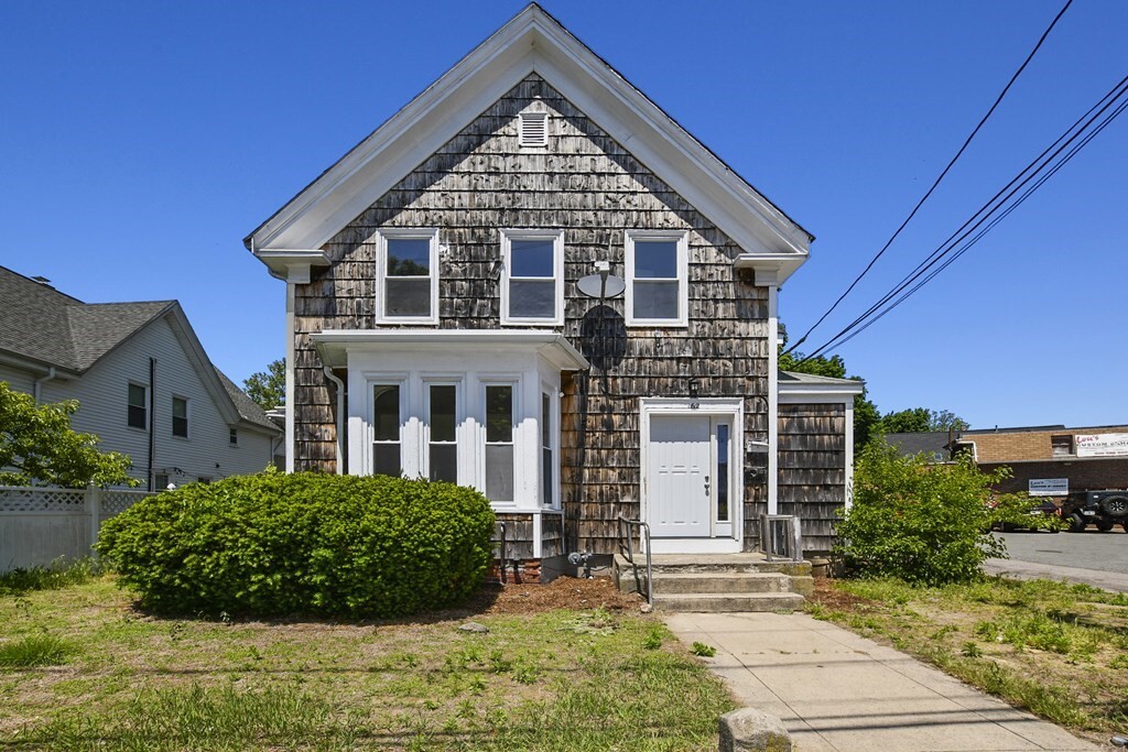 162 Lawrence St Unit 2, Brockton, MA 02302 Room for Rent in Brockton, MA