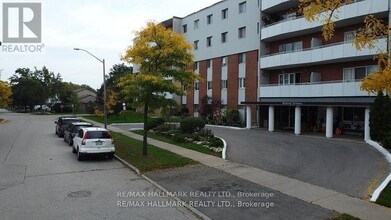 Building Photo - 2485 Woking Crescent