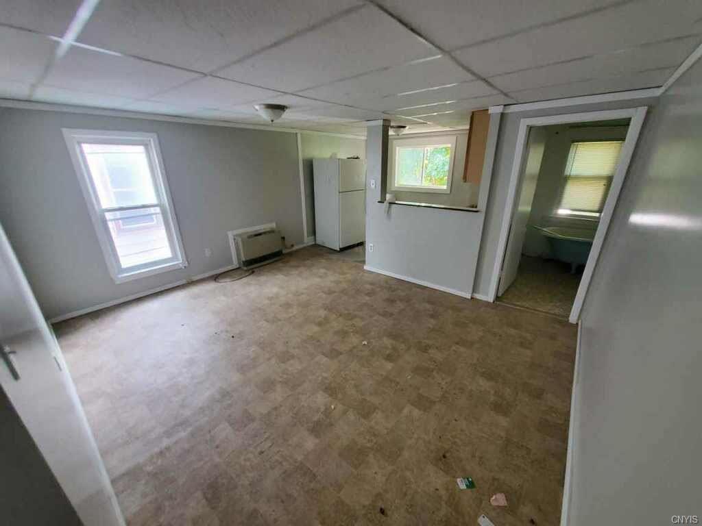 Building Photo - 113 E Lynde St