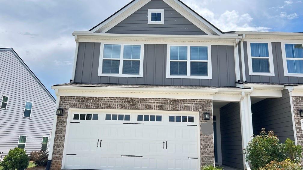 Primary Photo - 136 Salt Lk Ln