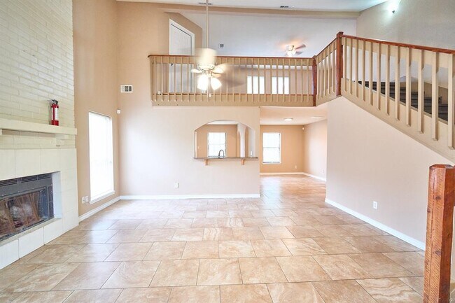 Foto del edificio - 10126 Northview Dr