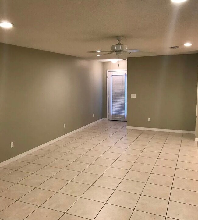 Foto del edificio - 104 Andalusia Rd