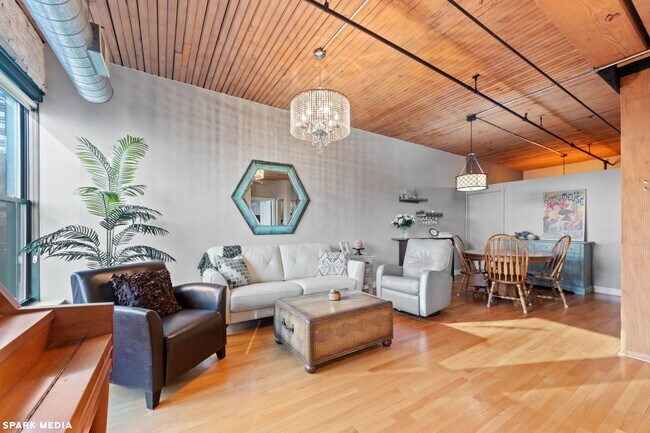 Foto del edificio - 411 W Ontario St