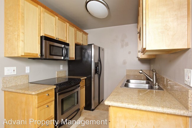 Building Photo - 2741 A St