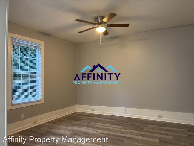 Foto del edificio - 3 br, 1 bath House - 109 Pine Street