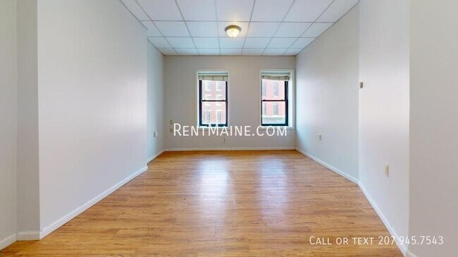 Foto del edificio - 35 Main St