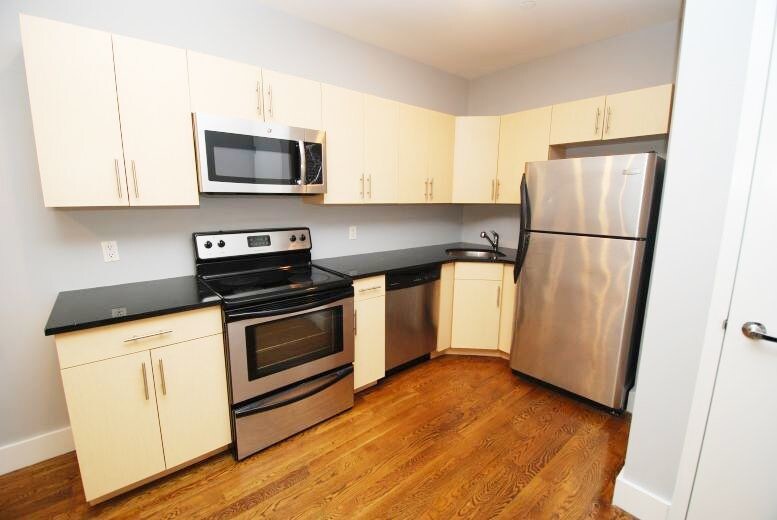 Primary Photo - 409 Broadway