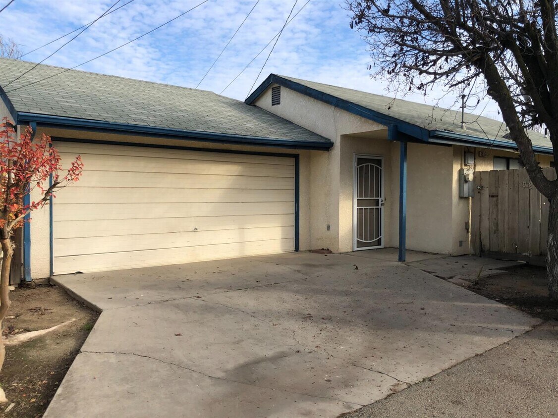 1516 Tulare St, Kingsburg, CA 93631 House for Rent in Kingsburg, CA