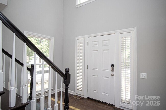 Foto del edificio - 14401 Widgeon Ct