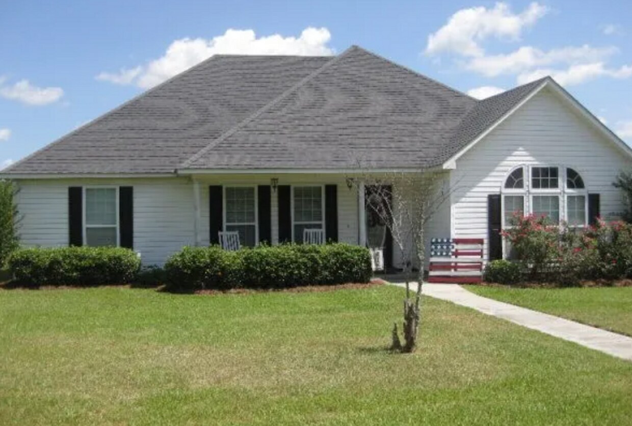 42 Ard Rd, Ray City, GA 31645 House Rental in Ray City, GA