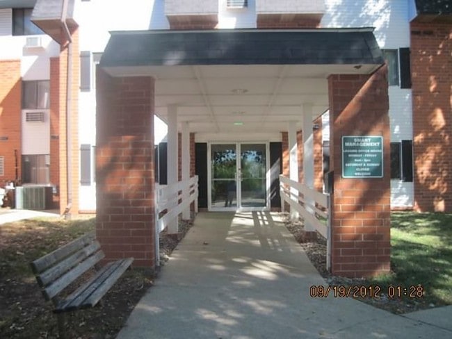 Building Photo - Prairie Rose
