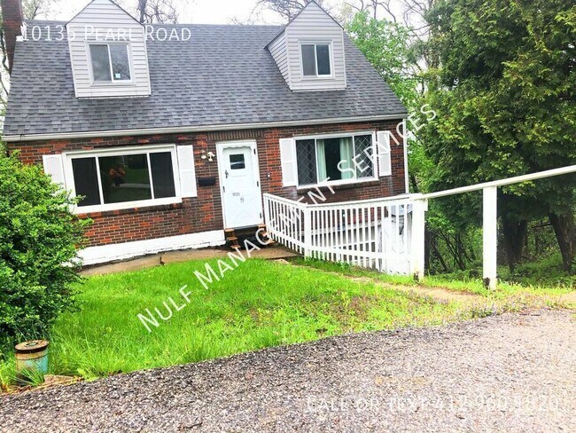 Foto del edificio - 10135 Pearl Rd