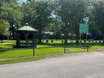 Foto del edificio - 9202 Campbell Rd