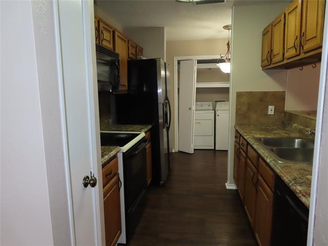 Foto del edificio - 1216 Paintbrush St