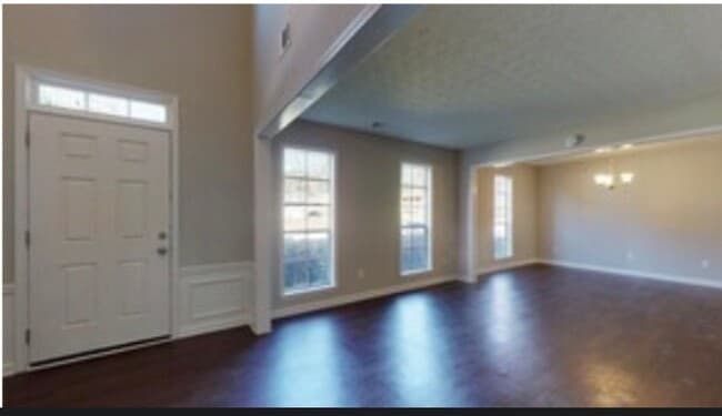Photo - 4084 Pinehurst Valley Dr (Decatur, GA) House