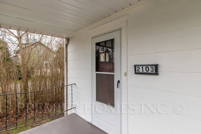 Building Photo - 2103 17th St NE