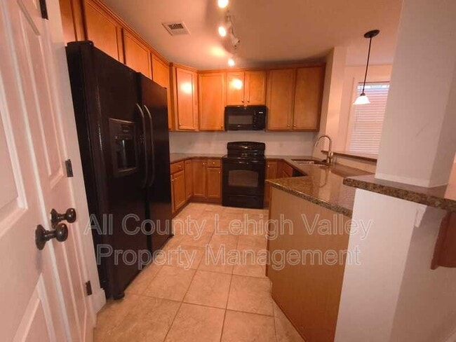 Building Photo - 1157 Meadow Lark Way