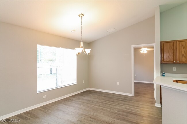Foto del edificio - 3719 N Salford Blvd