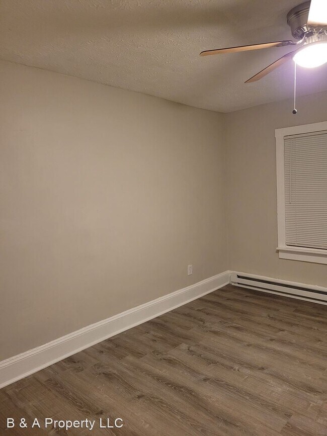 Foto del edificio - 2 br, 1 bath House - 122 E. Cecil St.