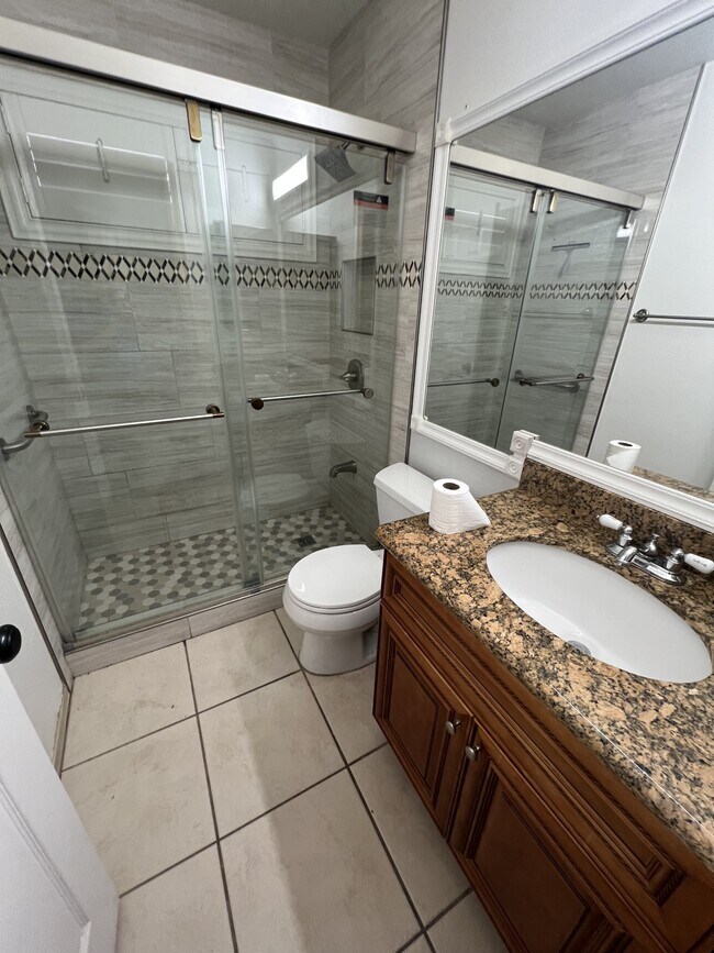 Foto del edificio - 1531 W Gail Dr