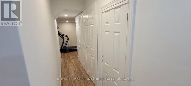 Building Photo - 83 Norbury Dr