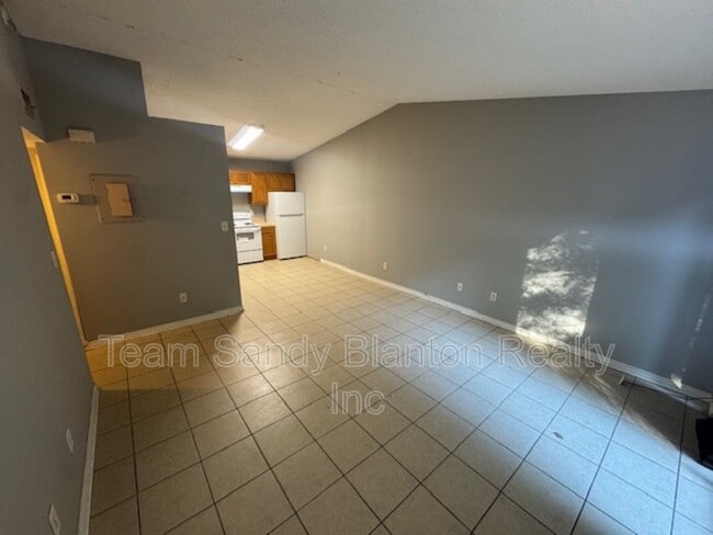 Building Photo - 6823 Tiki Ln