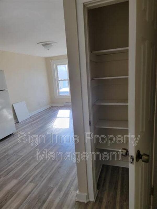 Foto del edificio - 42 E Washington St