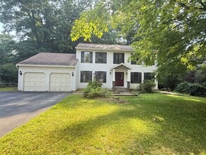Building Photo - 60 Sherwood Trail