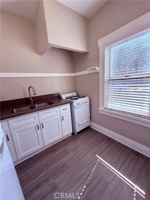 Foto del edificio - 406 Linden Ave