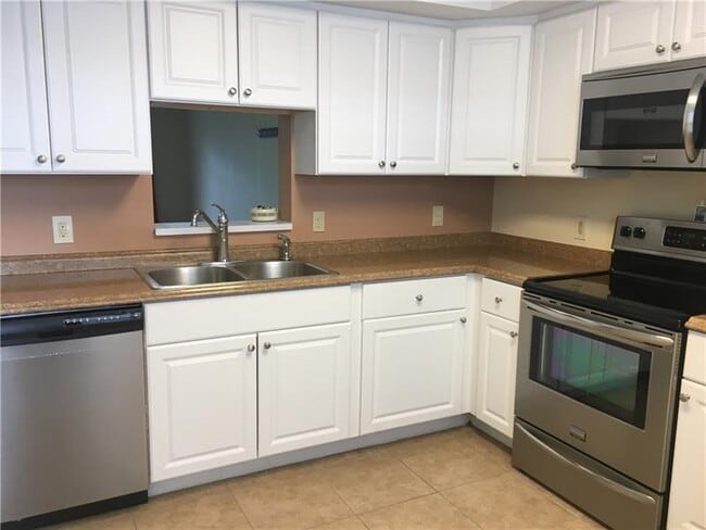 Building Photo - 2501 Antigua Terrace