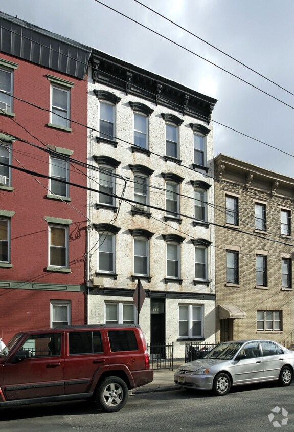 Primary Photo - 409 Bloomfield St