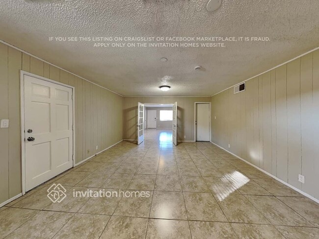 Building Photo - 1013 W Frito Ave