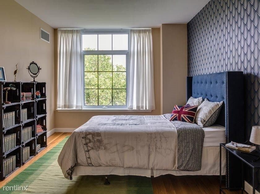 Primary Photo - 101 Bedford Ave
