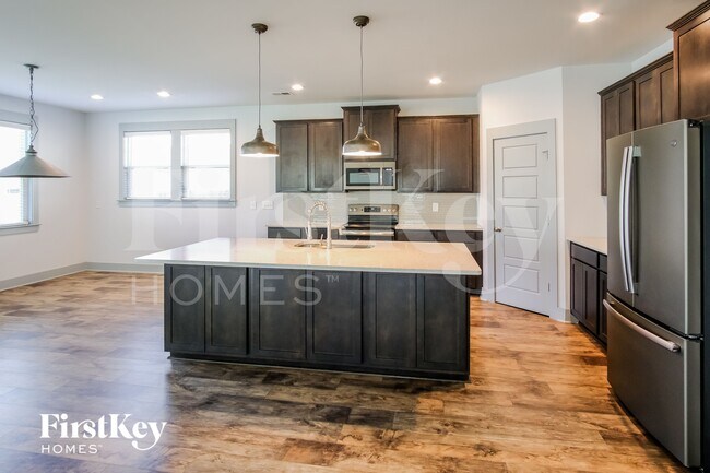 Foto del edificio - 222 Whirlaway Dr