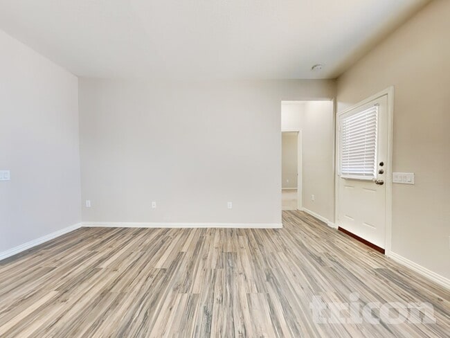 Building Photo - 5907 Cielo Ranch