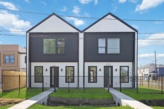 Building Photo - 4202 Kewanee St