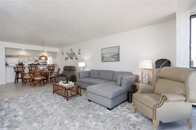 Foto del edificio - 25810 Hickory Blvd