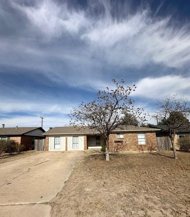 Building Photo - 4804 Thomason Dr