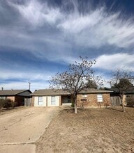 Building Photo - 4804 Thomason Dr