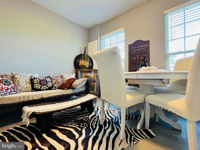 Building Photo - 2422 Baileys Pond Rd