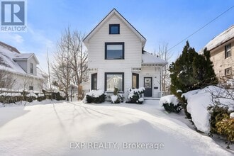 Building Photo - 4330 Simcoe St