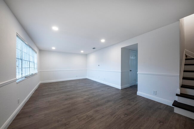 Building Photo - 8059 SW 18th Ct