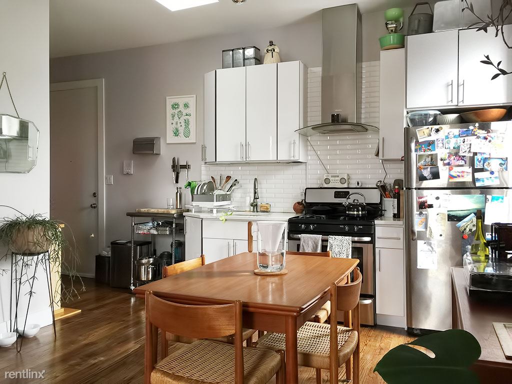 Primary Photo - 493 Macon St
