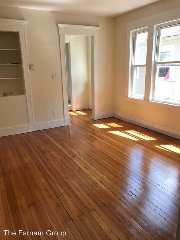 Foto principal - 391 Sherman Ave
