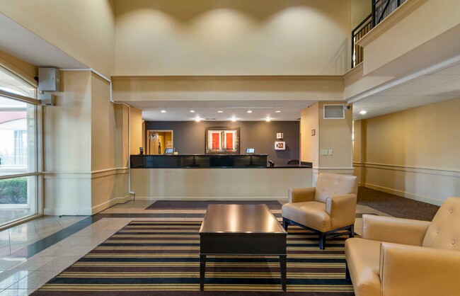 Lobby and Guest Check-in - Furnished Studio - Overland Park