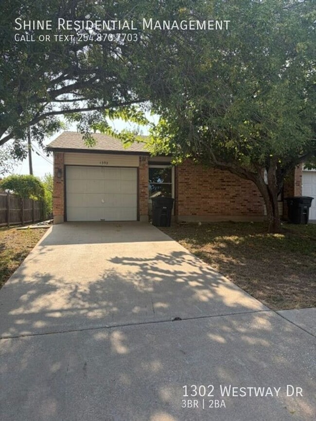 Building Photo - 1302 Westway Dr