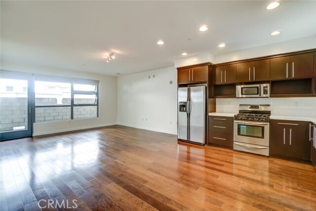 Foto del edificio - 13045 Pacific Promenade